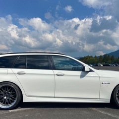 BMW 523i F11 Mスポー　税金リサイクル込み　希少直6の画像