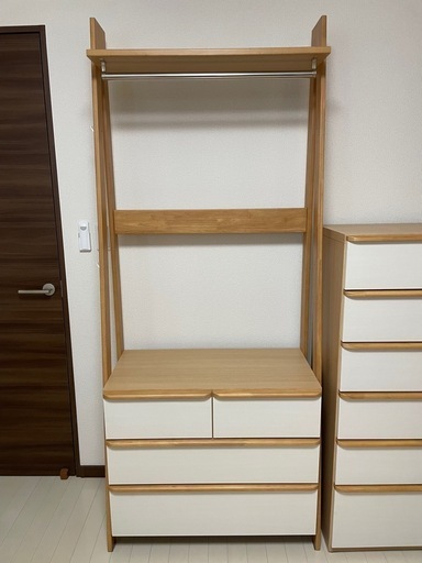 【値下げ】
【美品】ニトリ 収納つきハンガーラック