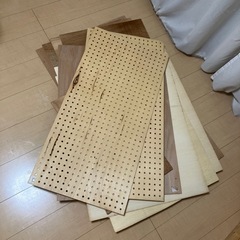 合板　有孔ボード　木材
