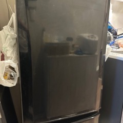 2016年製　三菱冷蔵庫146L（MR-P15Z-B）