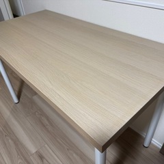 IKEA イケア 机の画像
