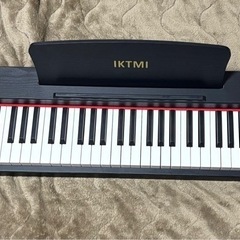 【新品未使用】電子ピアノ 88鍵盤 木製 組み立て式 イヤホンジャック付き の画像