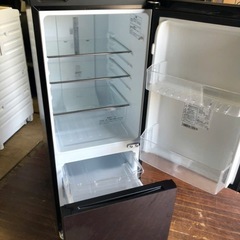 NO b261 🌈福岡市内配送設置無料✨🌈ハイセンス 【右開き】154L 2ドア ノンフロン冷蔵庫 エディオンオリジナル ダークブラウン HR-G1501 2019年の画像