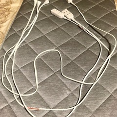 【譲り方決まりました】延長コード（1.5〜1.8m）3本まとめてお譲りしますの画像