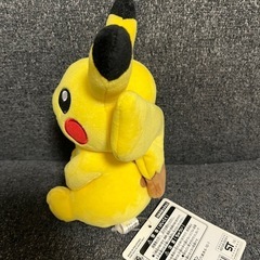 新品！　おすわりピカチュウの画像