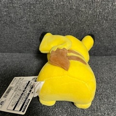 新品！　おすわりピカチュウの画像