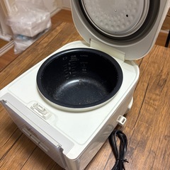【差し上げます】TIGER Tacook 炊飯器の画像