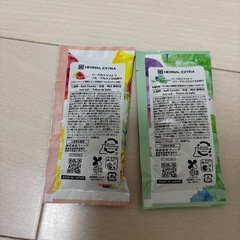 フェイスマスクと入浴剤の画像