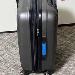 キャリーケースの画像