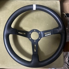 [国内正規品]MOMO 33パイ　ステアリング　刻印あり