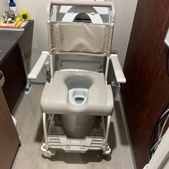 Toto シャワー椅子　トイレ椅子 福祉用具の画像