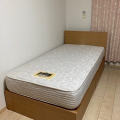 シモンズマットレス　ベッドセット