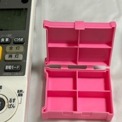 ⭕️交渉中・ドラえもん&キティちゃん柄小物入れ