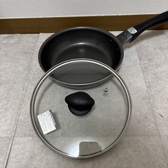 フライパン　大、小　鍋の画像