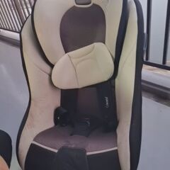 コンビ製チャイルドシート