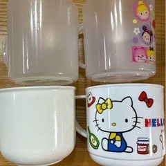 キャラクター　プラスチックコップ　子ども用の画像