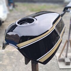 車のパーツ、バイクのパーツ、オールペン致します❗️       ...