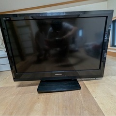 TOSHIBAテレビ32inchの画像