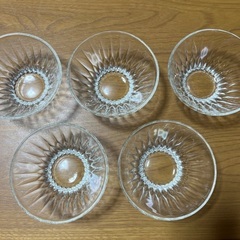 ガラス食器　5枚　まとめ売り　昭和レトロ　小皿　小鉢の画像