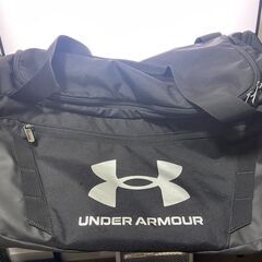 Under Armour Undeniable 5.0 ドゥッフルバッグ（ブラック・ミディアム）の画像