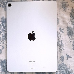 iPad Air 第五世代 64MB wifiモデル スターライト