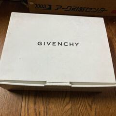 ジパンシィ GIVENCHY カッブ ソーサー 5点 セット コーヒー 紅茶 新品 未使用 長期保管品 食器の画像