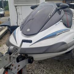 YAMAHA fX140ジェットスキー3人乗りです。エンジン好調です。
