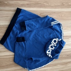【古着】adidas ブルー フードロゴ付きパーカー　（160）3本ライン　カジュアルの画像