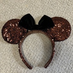 ②ディズニー ミニー カチューシャ