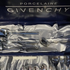 新品未使用🌸GIVENCHY スプーンやフォーク ランチタイム セット 箱難あり 3本足らないの画像