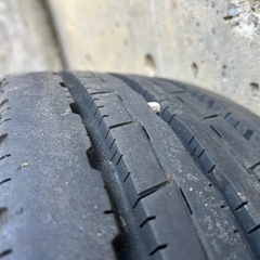 ブルーテックキャンター2tダンプに履いてました。
の画像