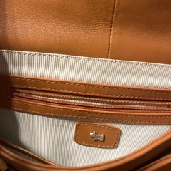 RADLEY レザーショルダーバッグ キャメルの画像