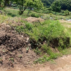 残土、石、瓦の画像