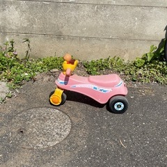 アンパンマンの車（1〜３歳児向け）