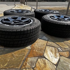 SSR DEVIDE TR-6 16インチスタッドレスタイヤホイール 4本セット SUV 
の画像