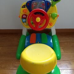 車のおもちゃ