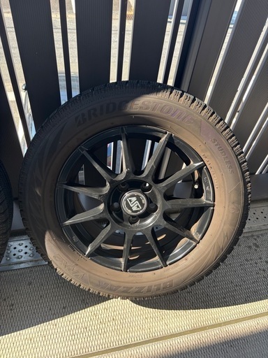 ブリザックVRX2 225/55R16 タイヤセット