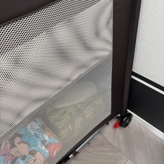 キャスター付　ベビーベッド　サークルの画像