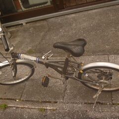折りたたみ自転車　6段ギヤーの画像