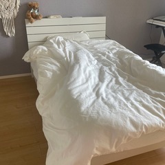 セミダブルベッド