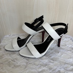 銀座Kanematsuサンダル白(23.5cm)＊正規店購入