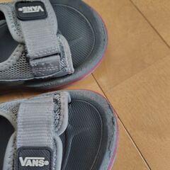 バンズ　サンダルの画像