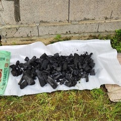 炭　3袋500円　まとめ買い　BBQ キャンプ　焚き火の画像