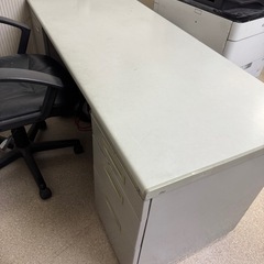 オフィス用デスク