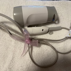 【中古 問題なく動きます】テスコム tescomドライヤーの画像