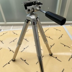 ②三脚　カメラの画像