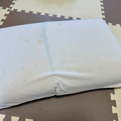 割れた枕