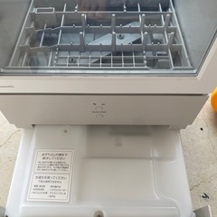 パナソニック食洗機2023年製NP-TML1-W　の画像