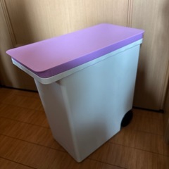 お米保存容器美品