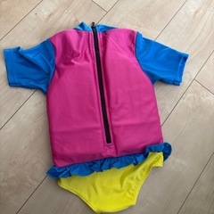 フロート付き水着の画像